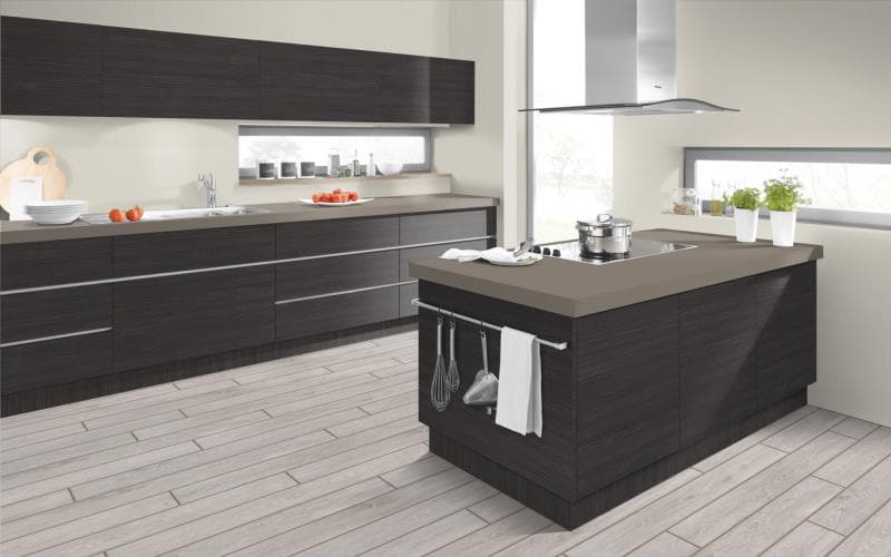 Economique Matt Hacienda Black